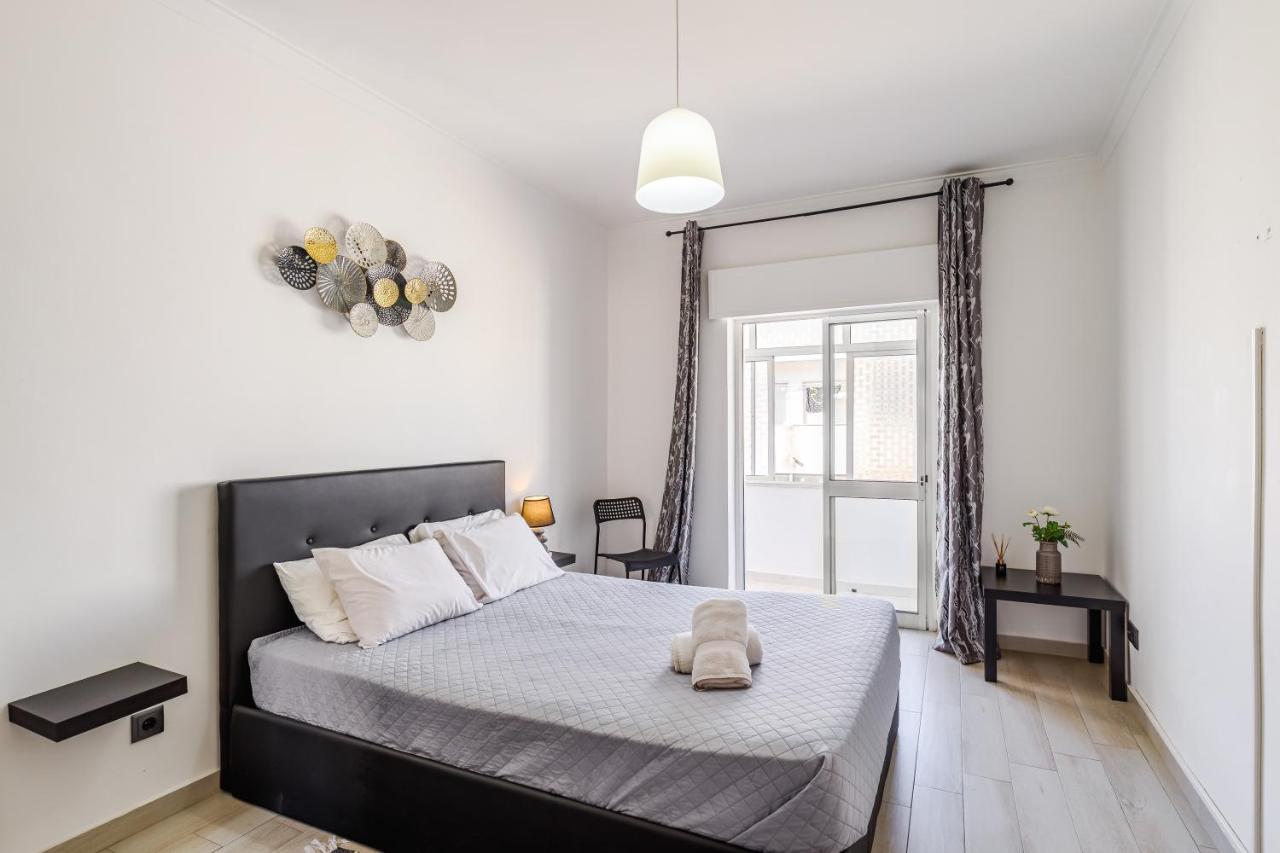 Sleeptubal Moderne Accommodatie Alhos Vedros Exterior foto